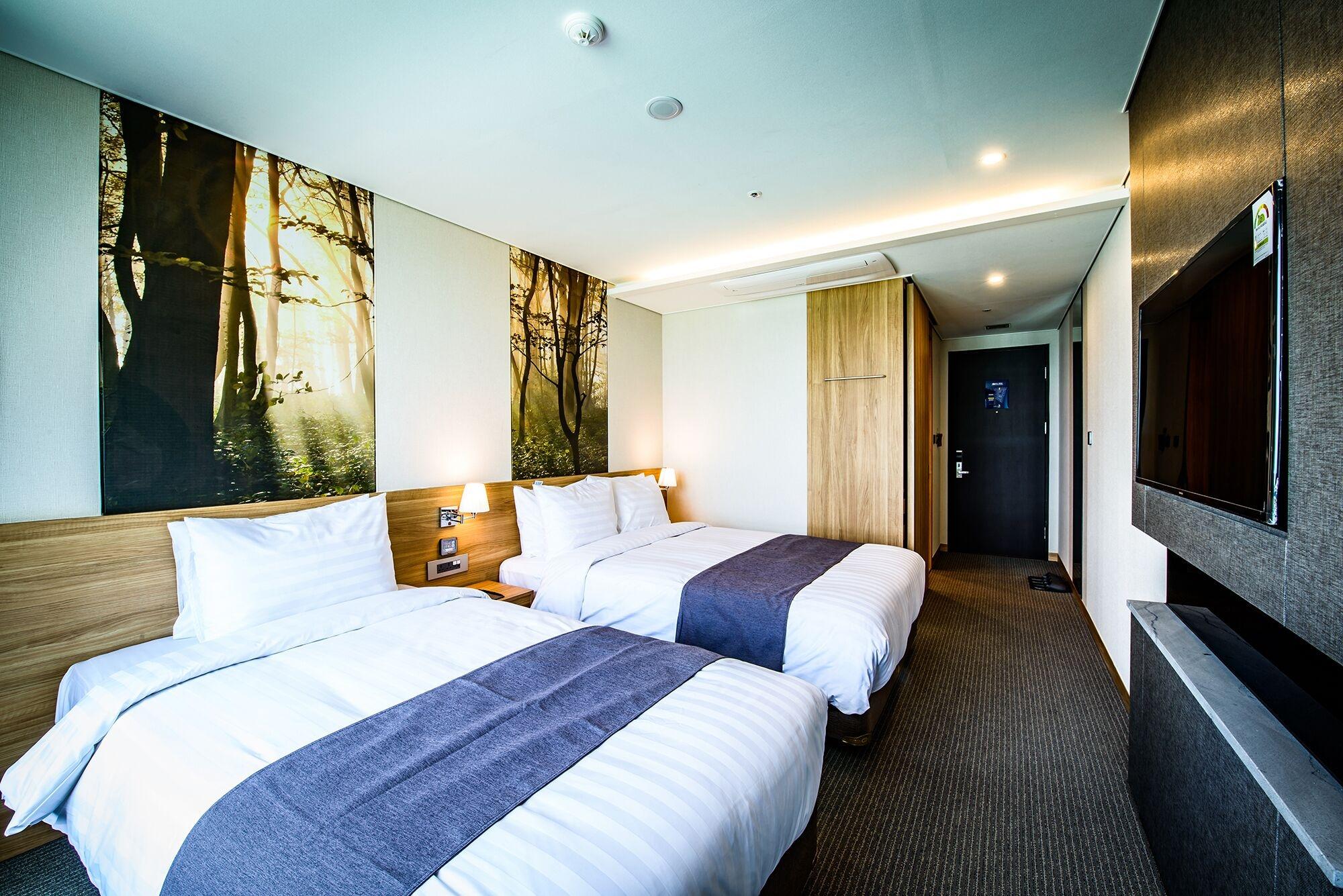 Utop Ubless Hotel Csedzsu Kültér fotó