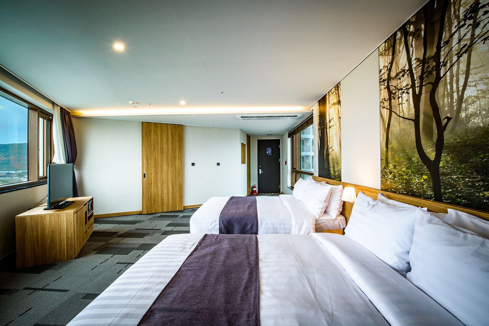Utop Ubless Hotel Csedzsu Kültér fotó