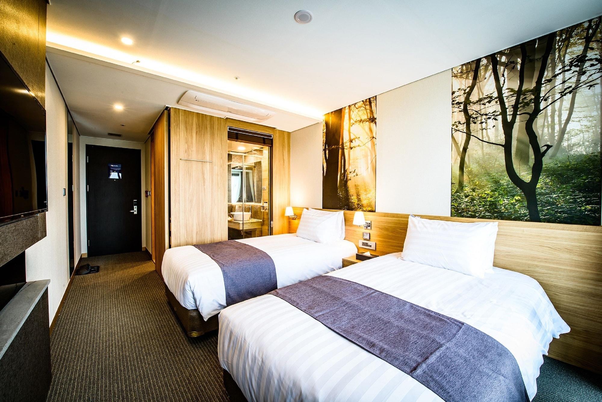 Utop Ubless Hotel Csedzsu Kültér fotó