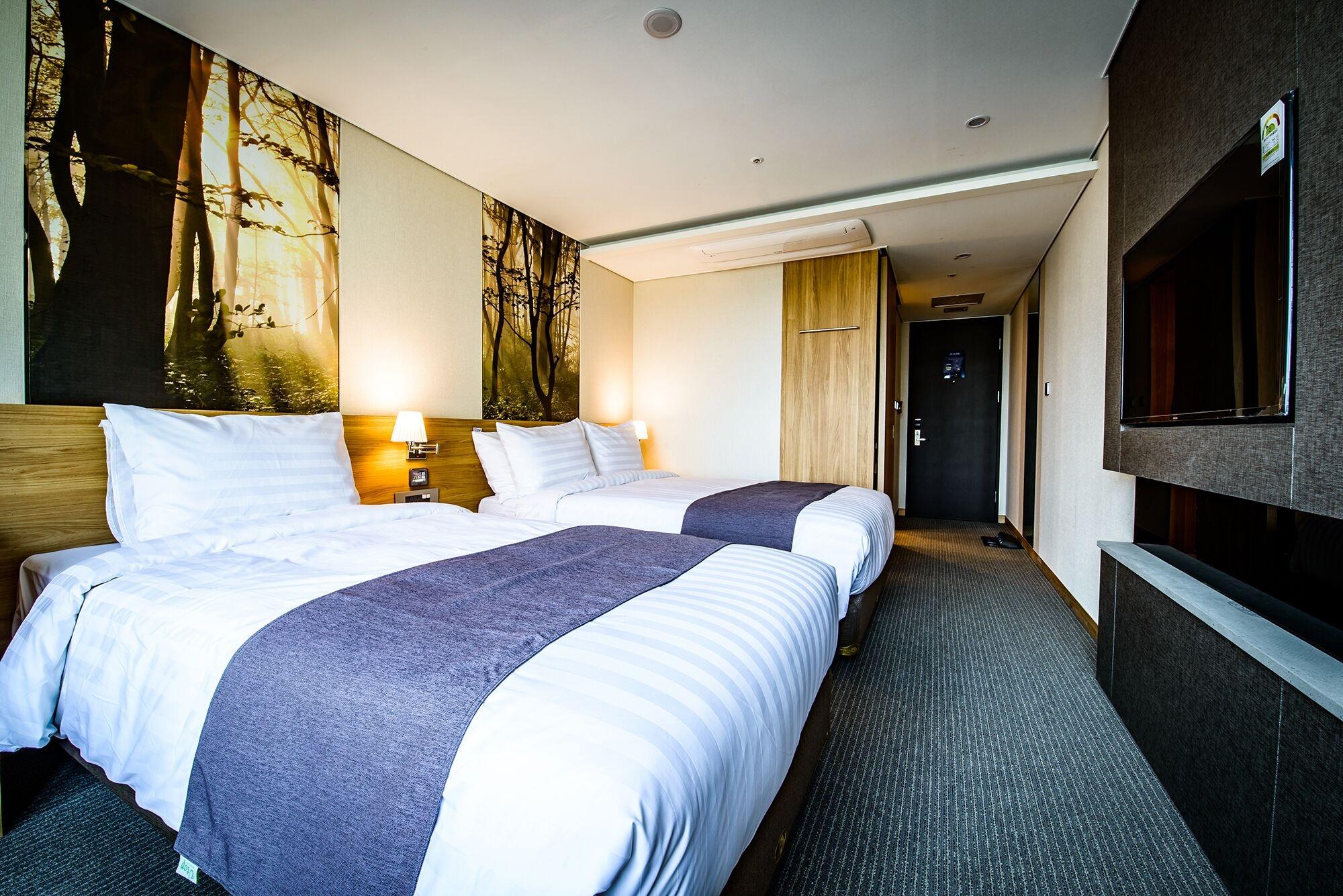 Utop Ubless Hotel Csedzsu Kültér fotó