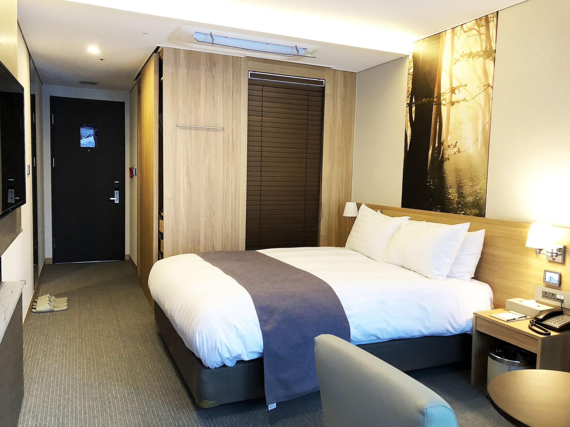 Utop Ubless Hotel Csedzsu Kültér fotó