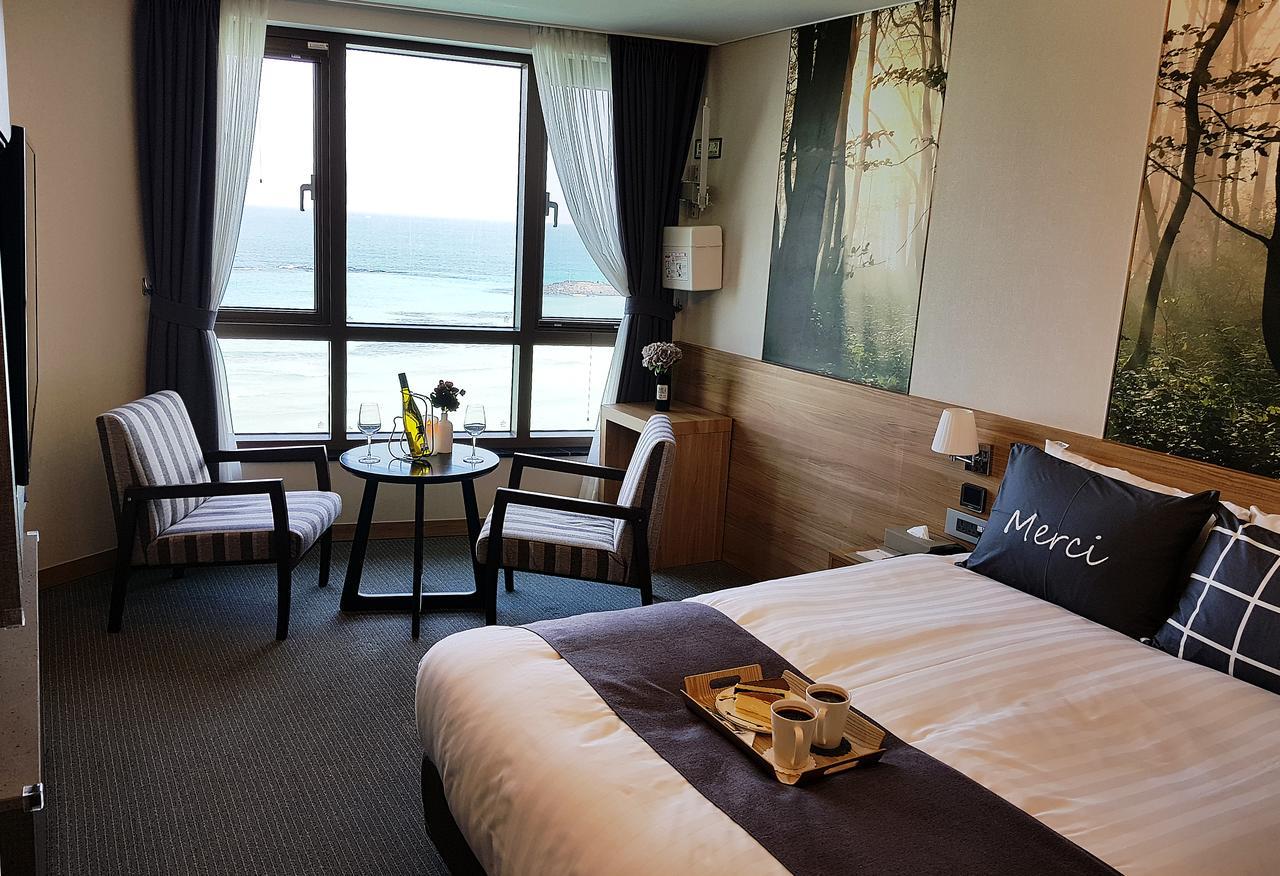 Utop Ubless Hotel Csedzsu Kültér fotó
