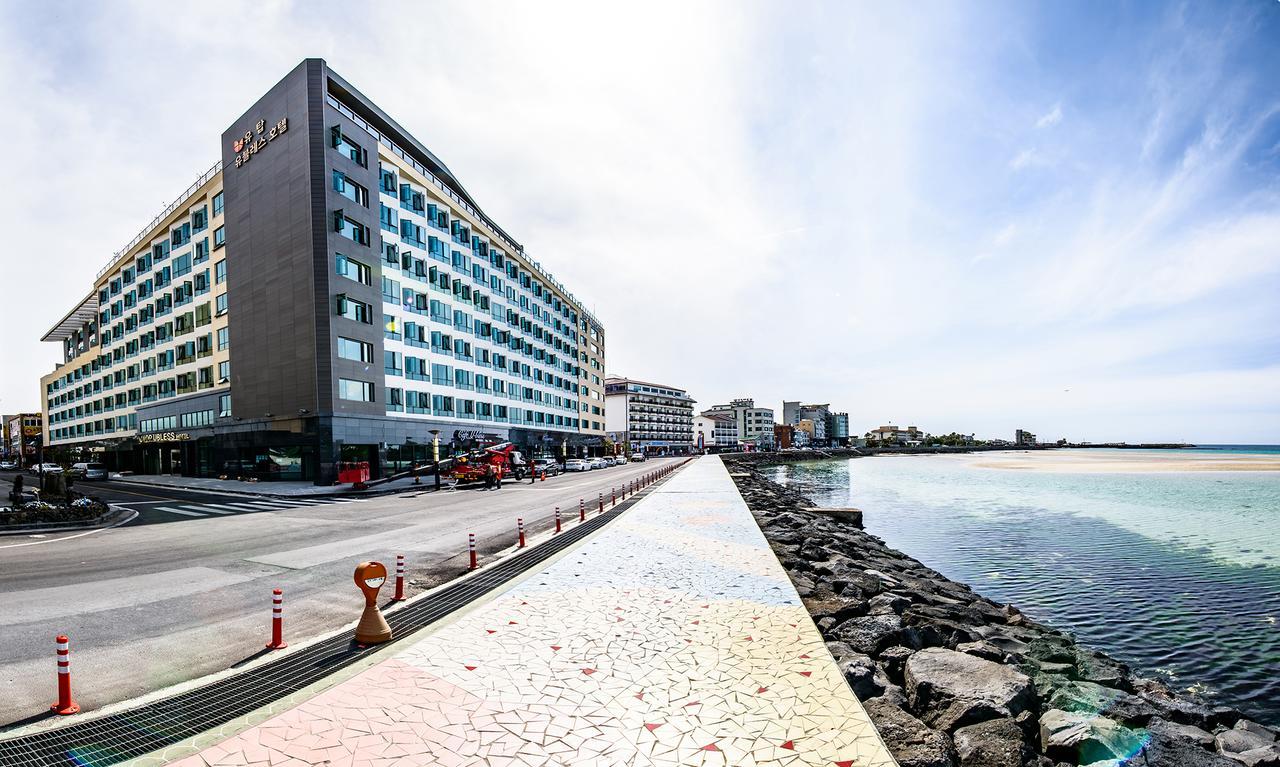 Utop Ubless Hotel Csedzsu Kültér fotó